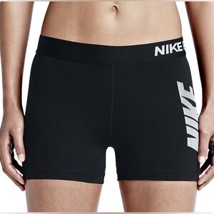 Nike Pro Cool Graphic Short
